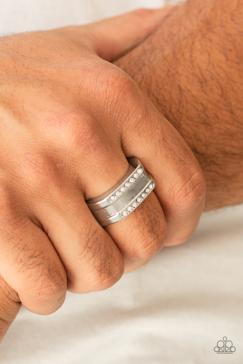 Triumph White Ring