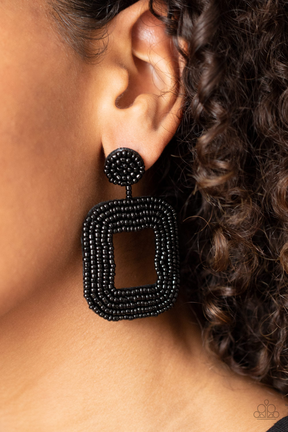 Beaded Bella Black Earrings