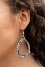 Load image into Gallery viewer, Terra Topography Silver Earrings