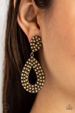 Load image into Gallery viewer, Pack In The Pizzazz Brass Clip-On Earrings