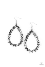 Load image into Gallery viewer, Striking RESPLENDENCE Silver Earrings